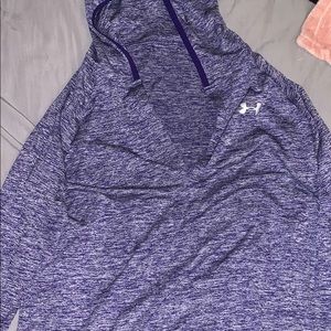 Long sleeve under amour shirt